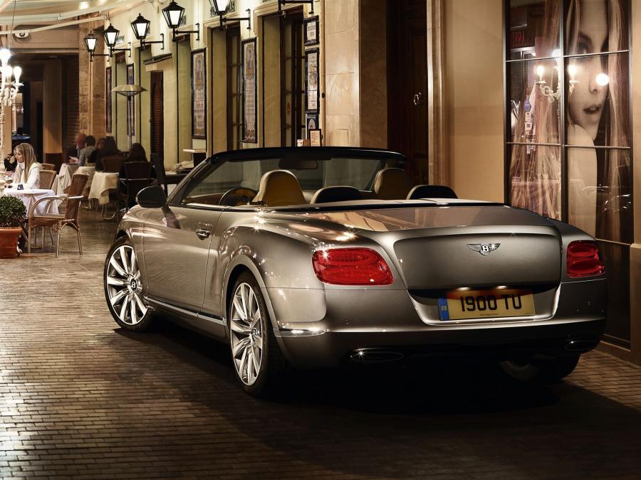  Bentley Continental GTC 2011 года  (фото 159 из 167)
